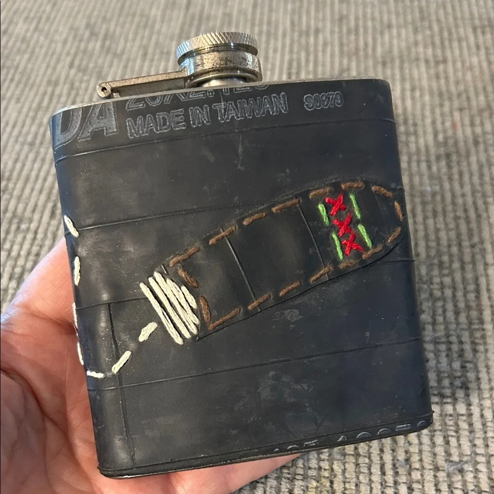 🟣 5/$15 Flask NEW handmade with rubber scuba material and artwork
